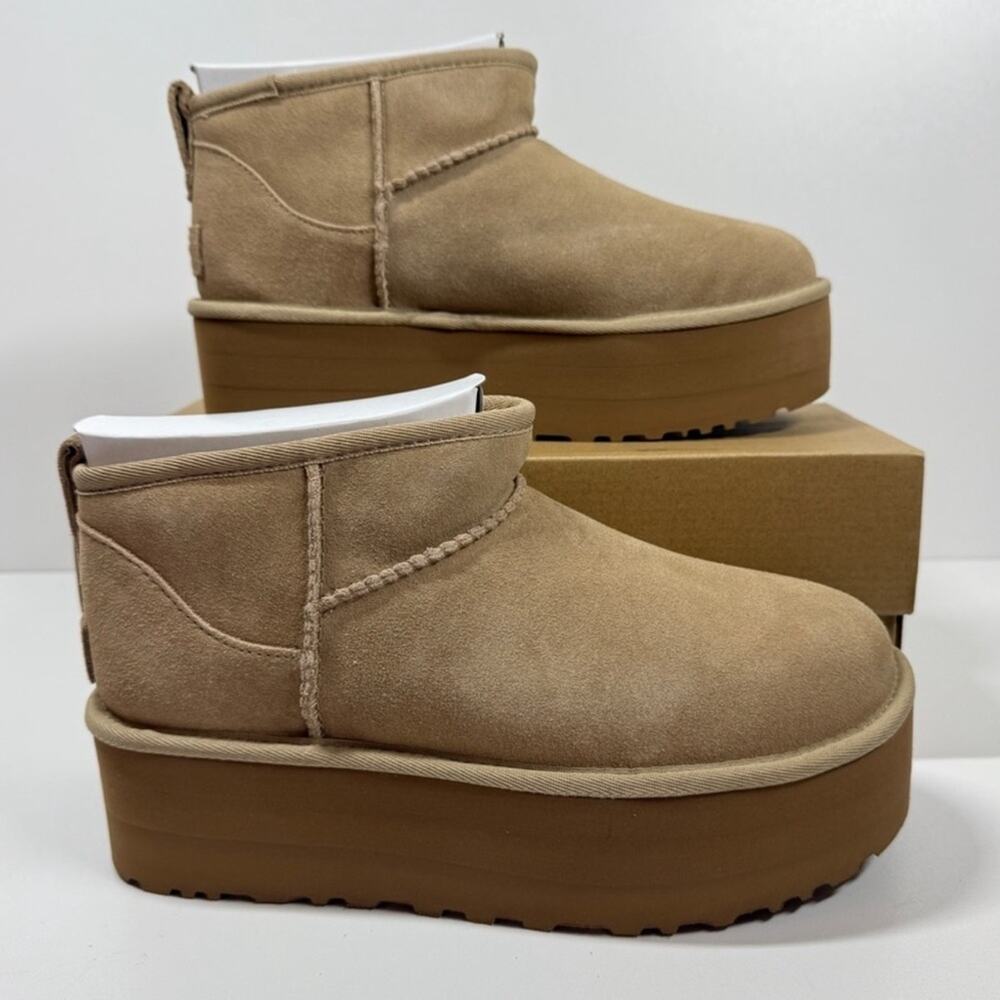 NIB UGG Women's Classic Ultra Mini Platform Size 9